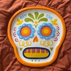 Sugar skull Día De Los Muertos serving platter.